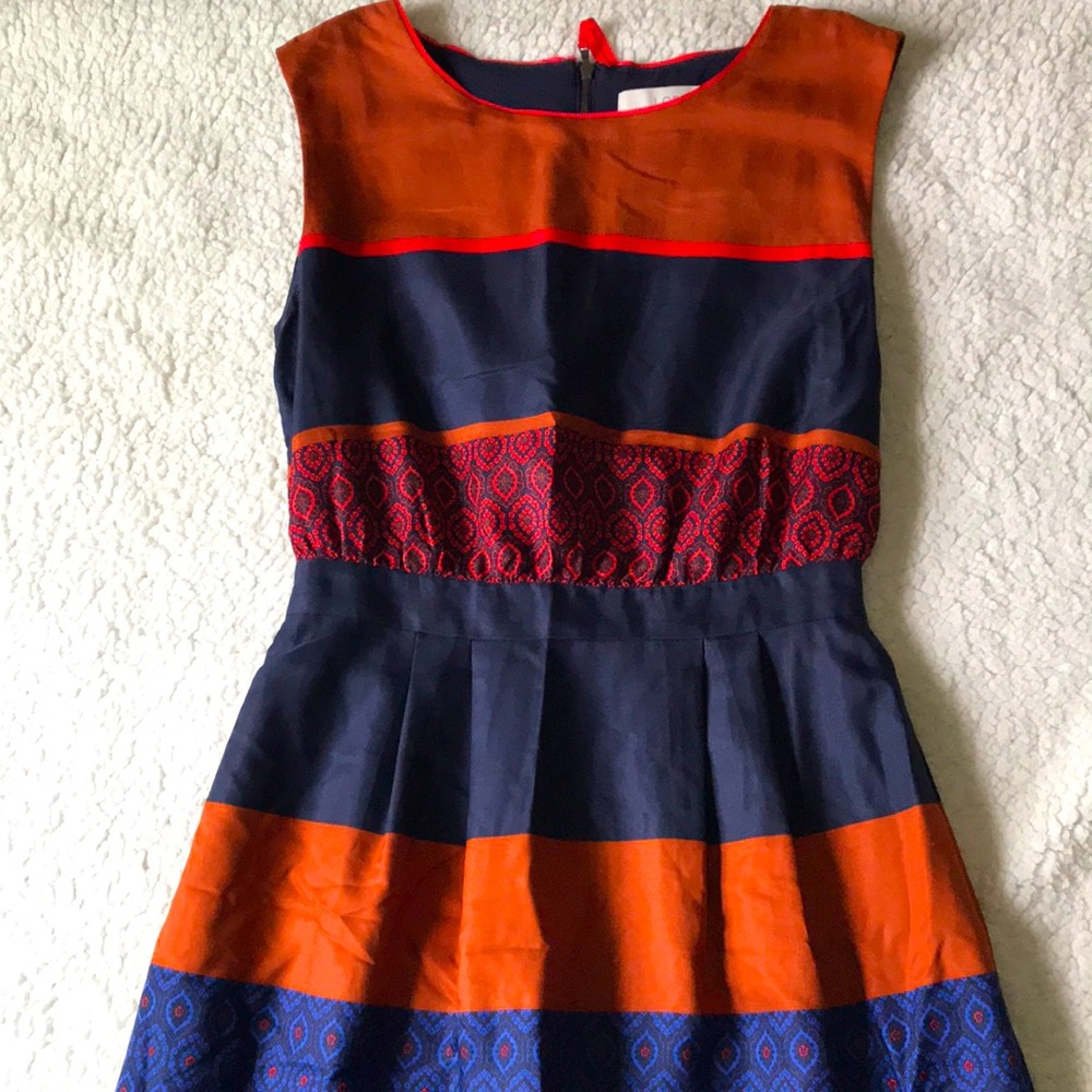 Anne Taylor patterned silky dress